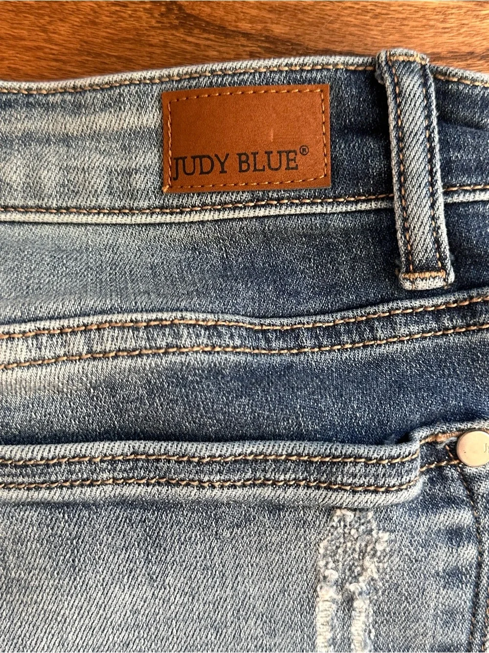 Judy Blue Womens Jeans Size 15/32 Blue Denim Skinny Fit Capri Distressed Stretch